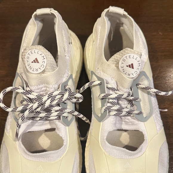 Adidas Stella McCartney Cream and White Sneakers - Picture 7 of 7